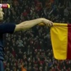 Bayrakları unutan hakem Trabzon maçında! Bayrakları unutan hakem Trabzon maçında!
