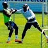 Kanarya'da 3 futbolcu gribe yenildi Kanarya'da 3 futbolcu gribe yenildi