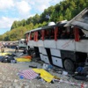 Otobüs şarampole uçtu: 13 ölü Otobüs şarampole uçtu: 13 ölü