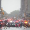 New York'ta helikopter gökdelene çarptı! New York'ta helikopter gökdelene çarptı!