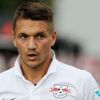 Almanya'da Neo-nazi futbolcu operasyonu Almanya'da Neo-nazi futbolcu operasyonu