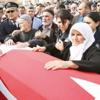 Annenin feryadı: Yarım ekmekle büyüttüm