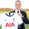 Kariyerinde 25 kupa alan Mourinho, Tottenham'ın başına geçti Kariyerinde 25 kupa alan Mourinho, Tottenham'ın başına geçti