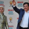 Sare Hanım'dan Davutoğlu'na "konuşma" yasağı! Sare Hanım'dan Davutoğlu'na "konuşma" yasağı!