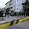 Sokakta çıkan çatışmaya bakmak için çıktığı evinin balkonunda öldü Sokakta çıkan çatışmaya bakmak için çıktığı evinin balkonunda öldü