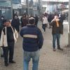 İzmir'de nakliyeciler sitesindeki kalabalık tehlike saçıyor İzmir'de nakliyeciler sitesindeki kalabalık tehlike saçıyor