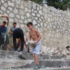 Taraftar grubundan, stadın onarım çalışmasına destek Taraftar grubundan, stadın onarım çalışmasına destek