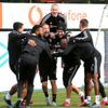 Beşiktaş ta neşeli antrenman Beşiktaş ta neşeli antrenman