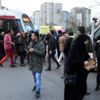 Okul servisi ile tramvay çarpıştı