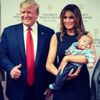 Trump'tan tepki çeken poz! Trump'tan tepki çeken poz!