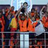 Sahada Başakşehir, tribünlerde Fenerbahçe şampiyon Sahada Başakşehir, tribünlerde Fenerbahçe şampiyon