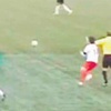 Hakem futbolcuyu hastanelik etti Hakem futbolcuyu hastanelik etti