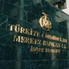 Merkez Bankası: Sıkı duruş kararlılıkla sürdürülecek Merkez Bankası: Sıkı duruş kararlılıkla sürdürülecek