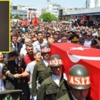 Salihli'de şehidi binler uğurladı Salihli'de şehidi binler uğurladı