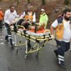 Minibüs devrildi: Yaralılar var