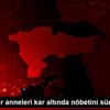 Diyarbakır anneleri kar altında nöbetini sürdürüyor Diyarbakır anneleri kar altında nöbetini sürdürüyor