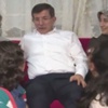 Davutoğlu'ndan çocuk evine sürpriz ziyaret Davutoğlu'ndan çocuk evine sürpriz ziyaret