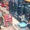 İzmir'de maskeli ve silahlı soygun İzmir'de maskeli ve silahlı soygun