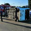 İstanbul'da otomobil dolmuşa çarptı: 4 kişi yaralandı