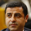 Demirtaş: Önce zihinlerdeki barajı yıkın