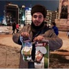 Taksim'de o dergiyi yırttı !
