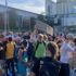 Almanya'da Kovid-19 kısıtlamaları başbakanlık binası önünde protesto edildi