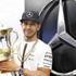 Hamilton, Mercedes ile sözleşme yeniledi Hamilton, Mercedes ile sözleşme yeniledi