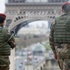 Paris'te bomba paniği