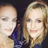 Meryem Uzerli ilk defa ablasıyla poz verdi Meryem Uzerli ilk defa ablasıyla poz verdi