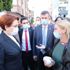 Meral Akşener depremin vurduğu İzmir'de Meral Akşener depremin vurduğu İzmir'de