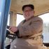 Kim Jong un füzeden sonra traktör test etti