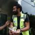 Mahsur kalan yavru kedi metronun duvarı kırılıp çıkarıldı