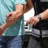 Adana'da kavga ettiği kardeşini öldüren ve babasını yaralayıp kaçan şüpheli yakalandı