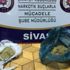 Sivas´ta bir şüphelinin ayakkabısı ve araç içerisine gizlenmiş esrar çıktı