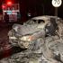İzmir'de kaza yapan otomobil alev aldı: 1 ölü, 3 yaralı