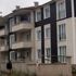 Duvarlarında çatlaklar oluşan 18 daireli yeni bina mühürlendi Duvarlarında çatlaklar oluşan 18 daireli yeni bina mühürlendi