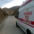 Hasta taşıyan ambulans heyelan nedeniyle mahsur kaldı