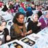 Della Miles Bağcılar'da sokak iftarında Della Miles Bağcılar'da sokak iftarında