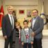 Türkiye’yi güldüren adamdan Tahmazoğlu’na ziyaret Türkiye’yi güldüren adamdan Tahmazoğlu’na ziyaret