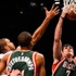 Üç uzatmalı maçı Ersanlı Milwaukee Bucks kazandı