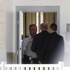Eski İsrail Başbakanı Ehud Olmert cezaevine girdi Eski İsrail Başbakanı Ehud Olmert cezaevine girdi