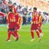 Şanlıurfa'da rezalet! Futbolcu taraftarlara cinsel organını gösterdi Şanlıurfa'da rezalet! Futbolcu taraftarlara cinsel organını gösterdi