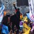 İzmir'deki Nevruz kutlamalarında, 30 kişi gözaltına alındı İzmir'deki Nevruz kutlamalarında, 30 kişi gözaltına alındı