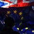 İngiltere'de Brexit oylaması ertelendi