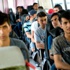 Otobüs şoföründen göçmen yolculara 'hoşgeldiniz' konuşması Otobüs şoföründen göçmen yolculara 'hoşgeldiniz' konuşması