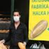 Cizreli genç fırıncı ekmek fiyatını 1 liraya düşürdü Cizreli genç fırıncı ekmek fiyatını 1 liraya düşürdü