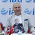 Putin resimli tişört giyen konsolos görevden alındı Putin resimli tişört giyen konsolos görevden alındı