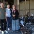 Evleri yanan aile çocukları ile sokakta kaldı