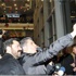 Özcan Deniz selfie yapıp ’Kadına şiddete hayır’ dedi