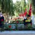 Şehit mezarlığında buruk bayram